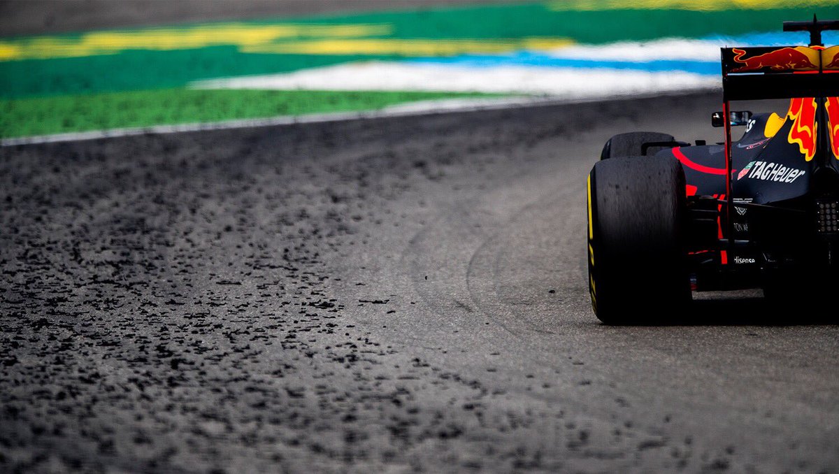 C1AglpDXAAALTyr Mechanical Grip and Suspensions in SimRacing