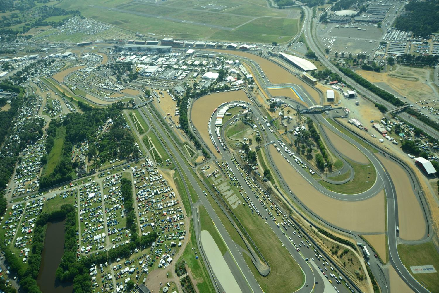 574edef54344a Guida al Circuito di Le Mans Bugatti su Automobilista 2.